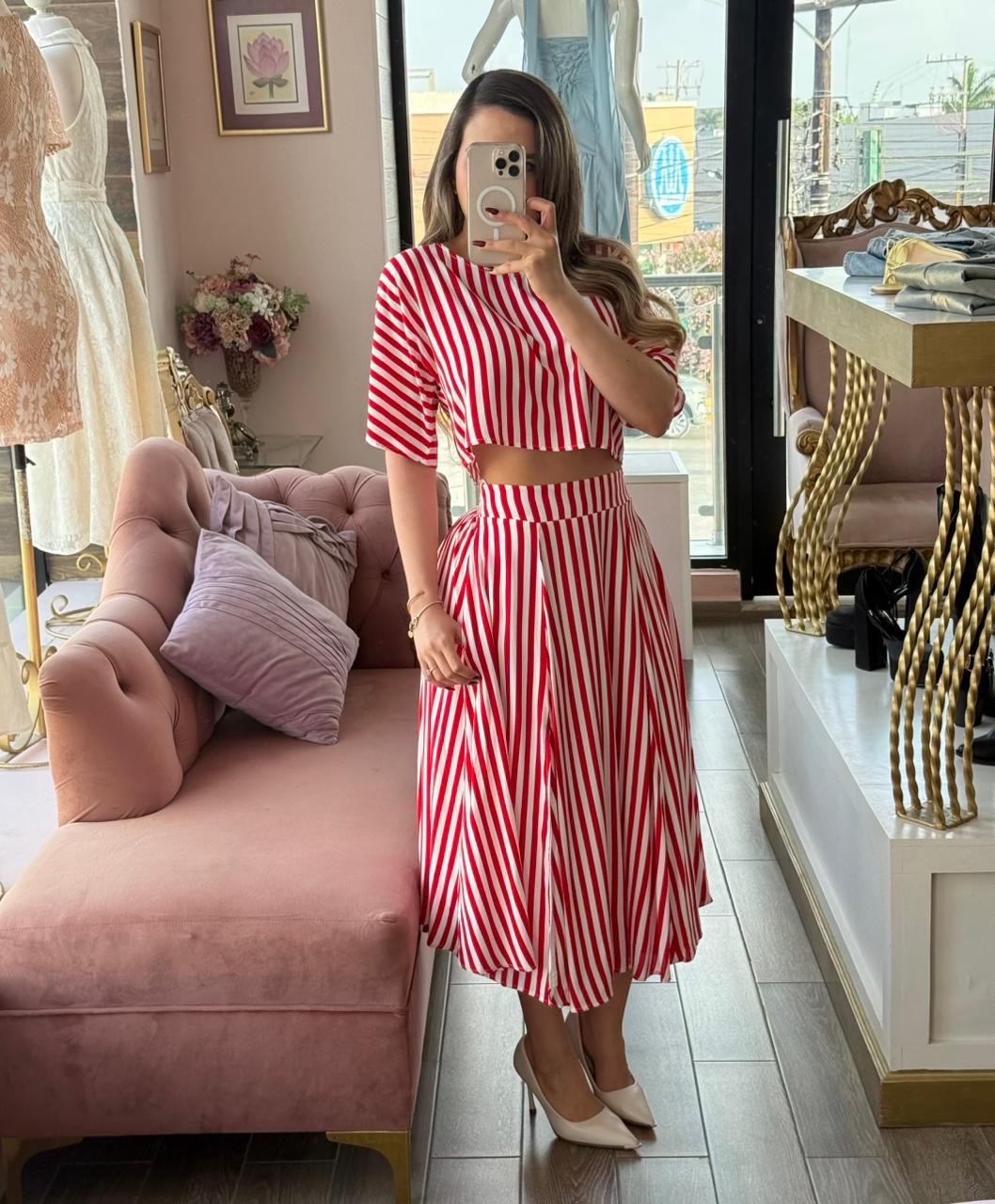 Set midi con estampado de rayas verticales