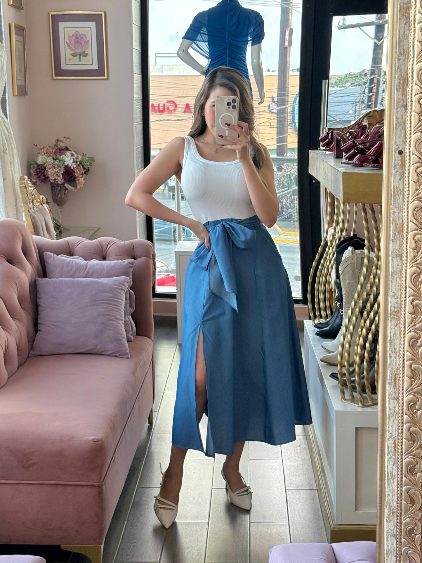 Vestido midi denim con abertura lateral