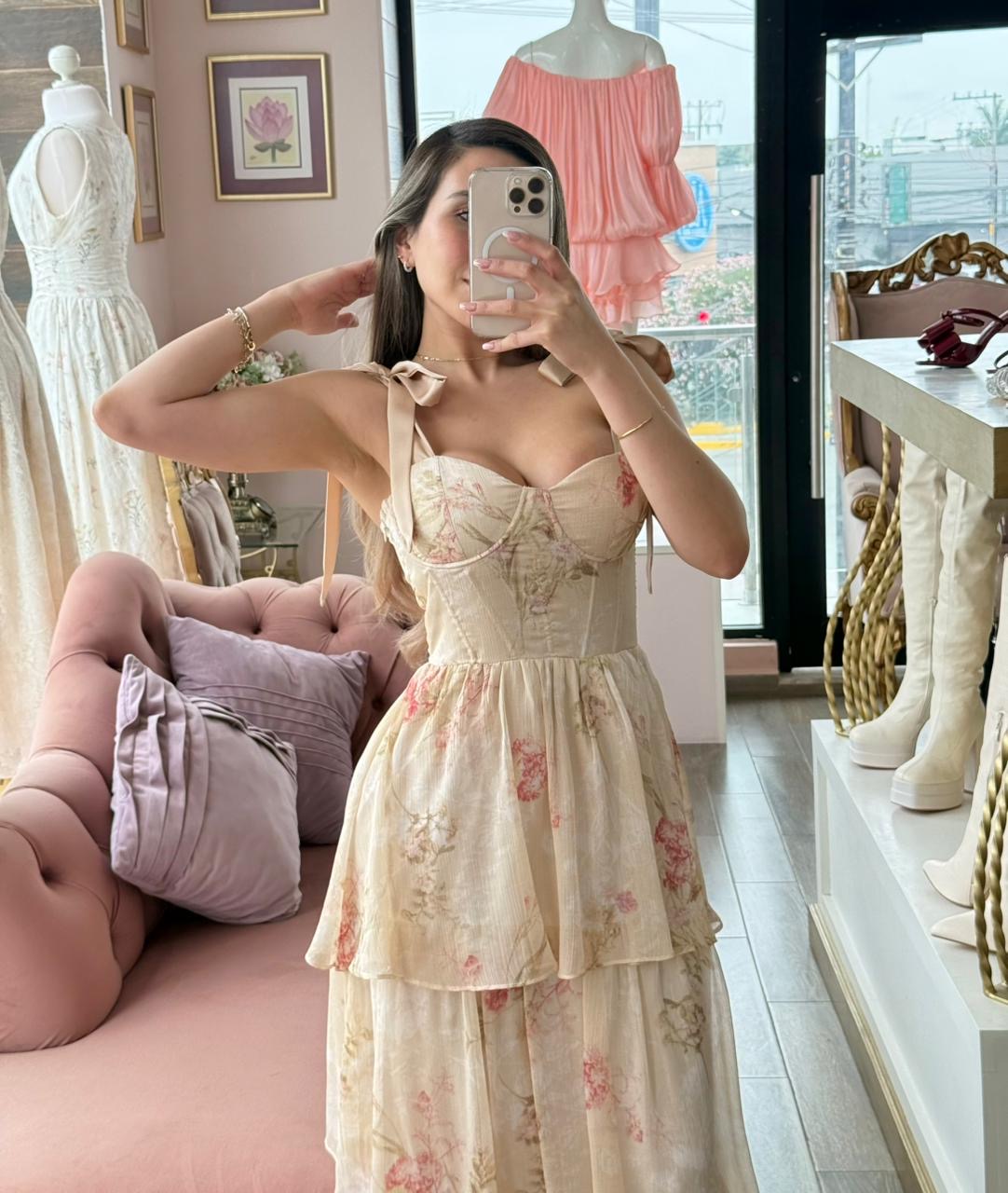 Vestido largo floral con tirantes anudados