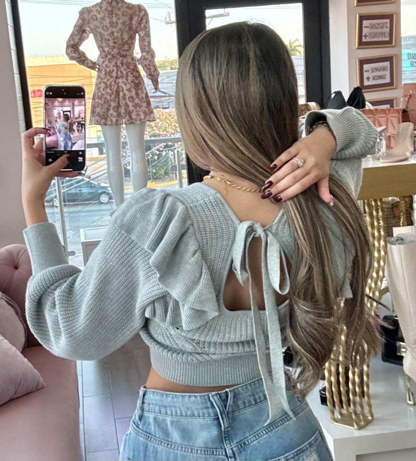 Suéter corto de punto con volantes