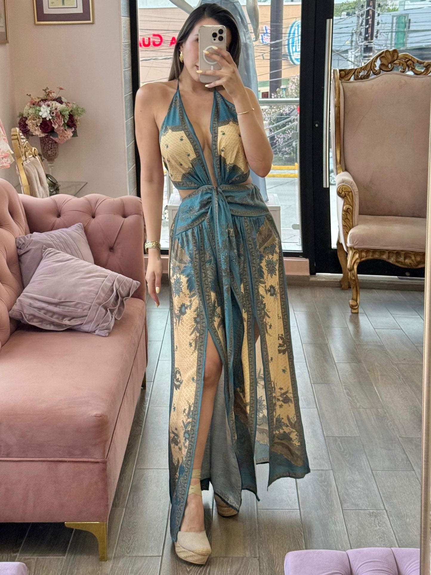 Jumpsuit: Aura