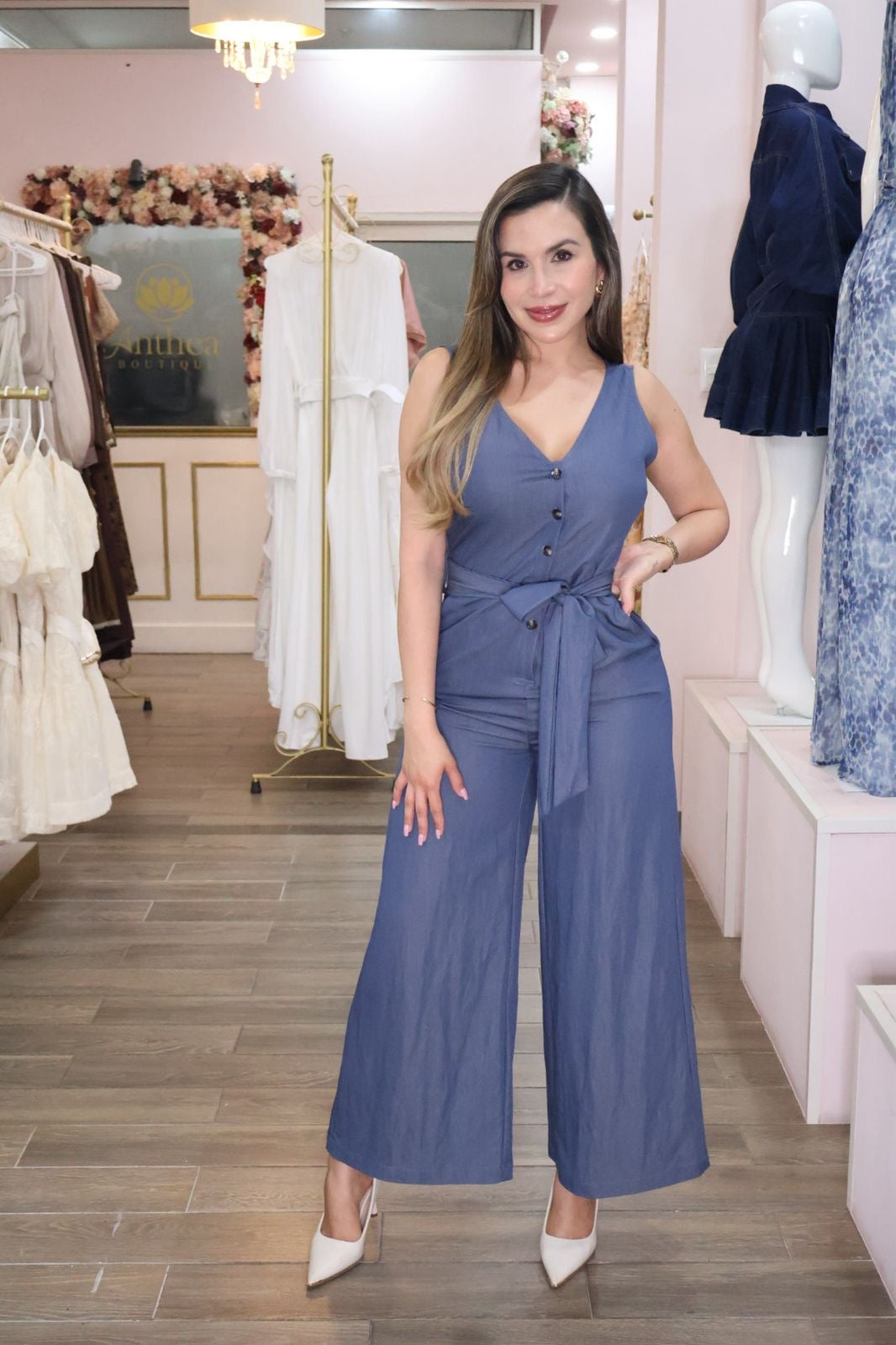 Jumpsuit largo denim de escote V