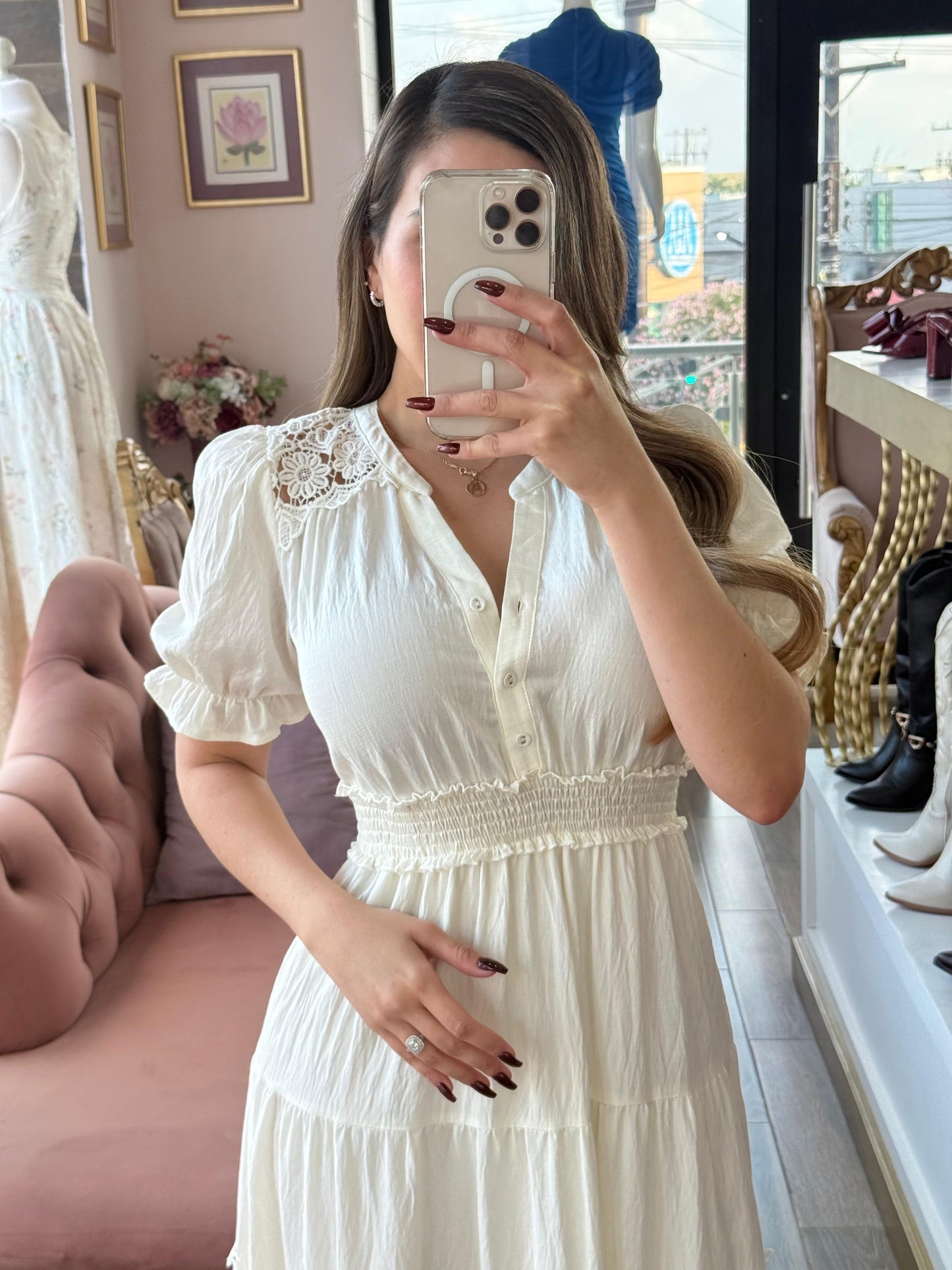 Vestido midi bohemio con encaje de escote V