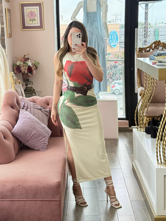 Vestido largo estampado con cinturón