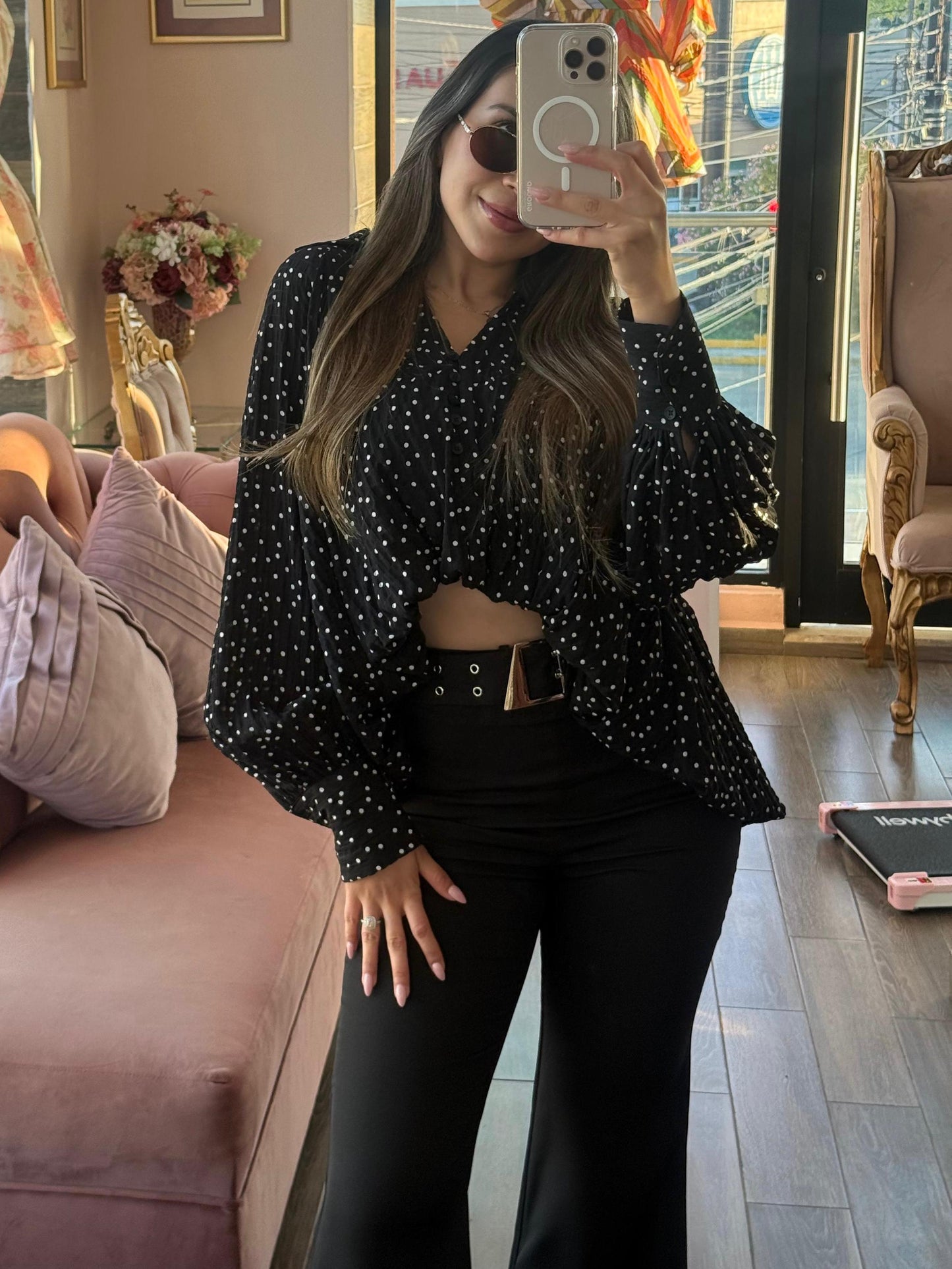 Ximena Dot Negro