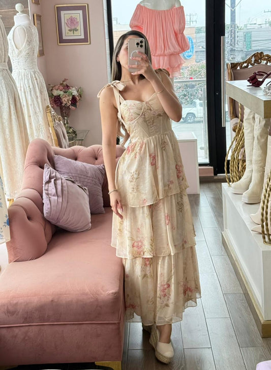 Vestido largo floral con tirantes anudados
