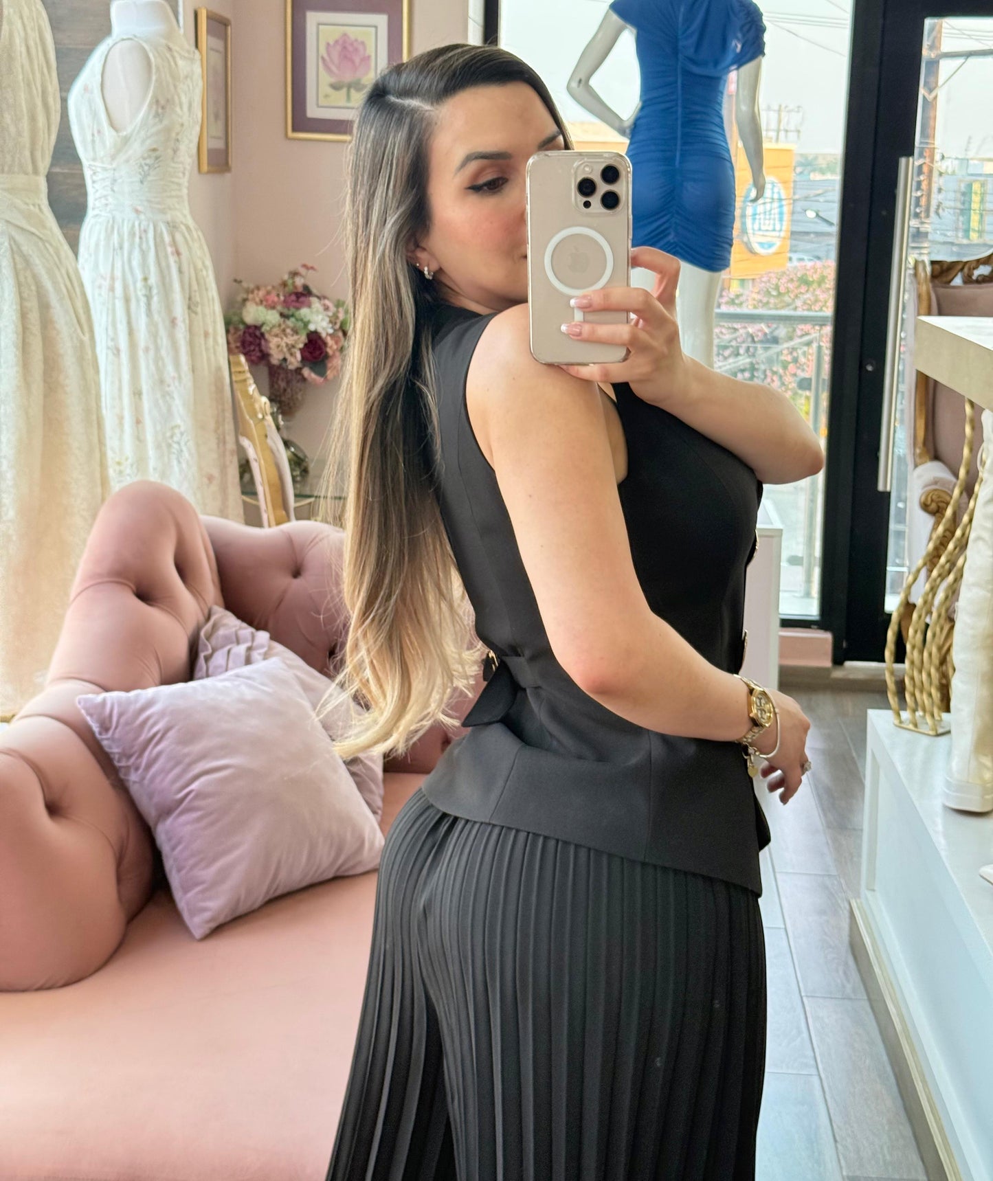 Set de blusa estructurada con pantalón plisado