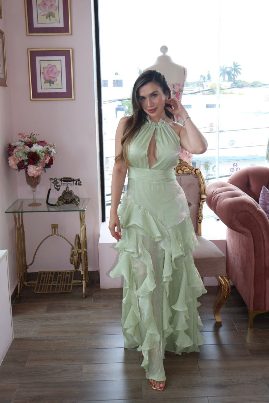 Vestido largo halter con olanes
