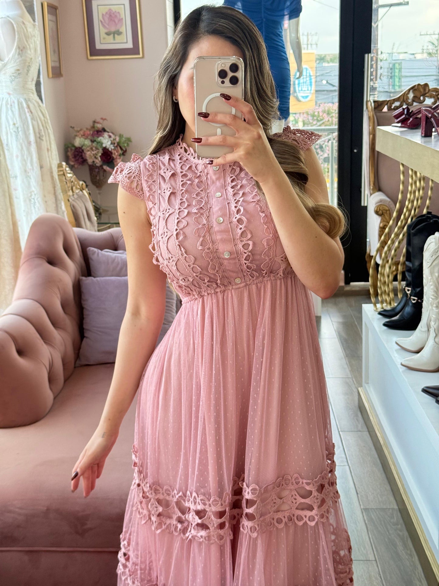 Vestido midi con tul de encaje