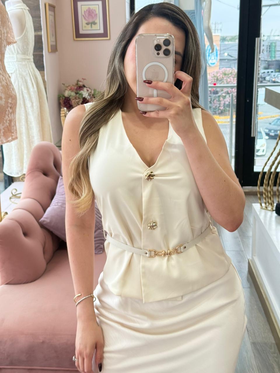 Vestido largo con cinturón sin mangas con escote V