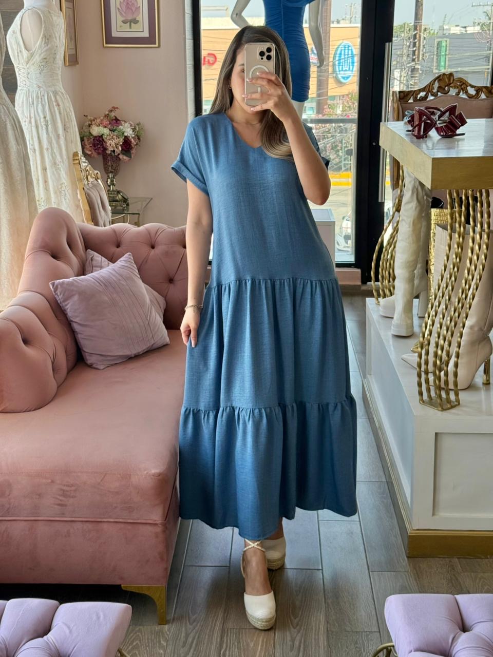 Vestido largo con olanes de escote V