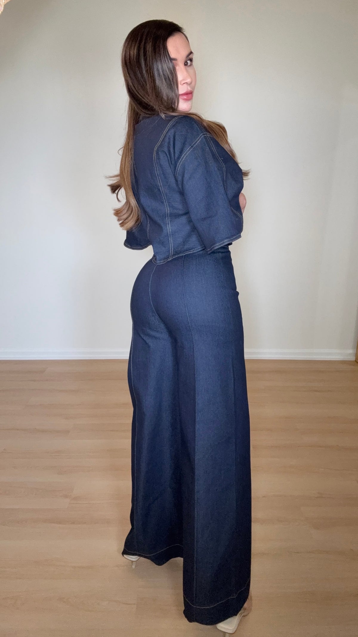 Set Ariana