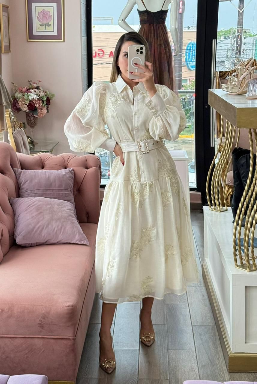 Vestido midi mangas globo y encaje