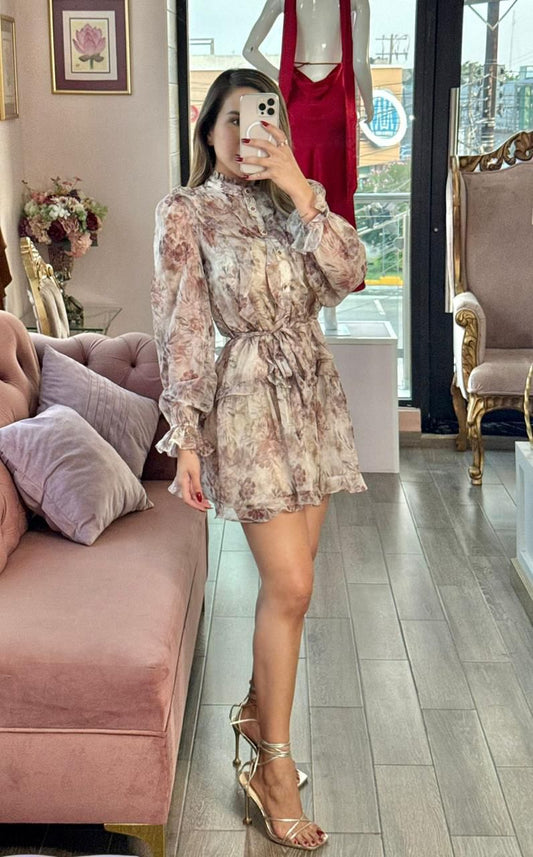 Vestido corto, manga larga con estampado floral