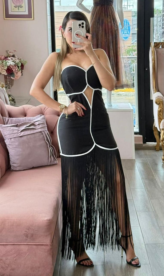 Vestido strapless con flecos