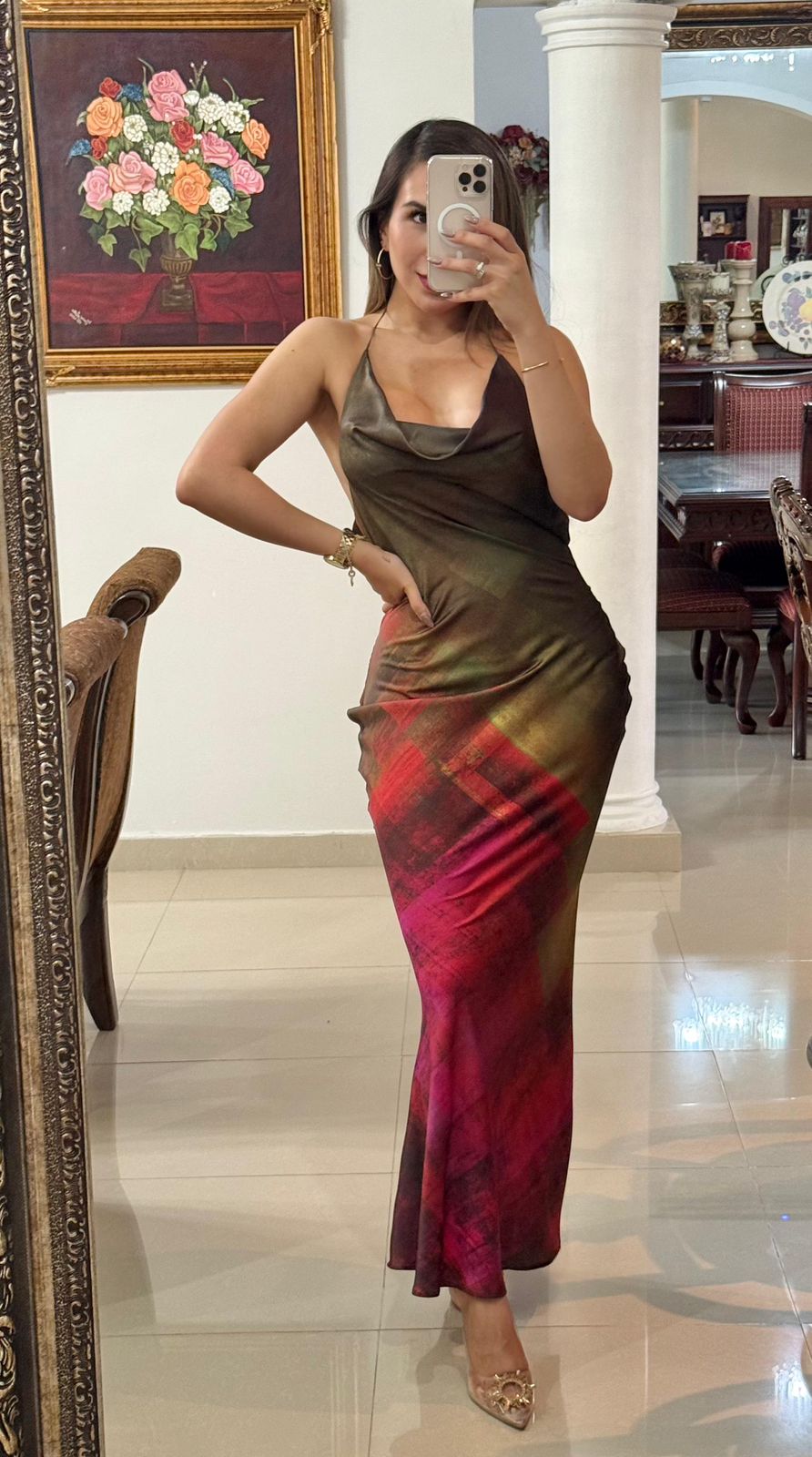 Vestido largo Halter de caída suave multicolor