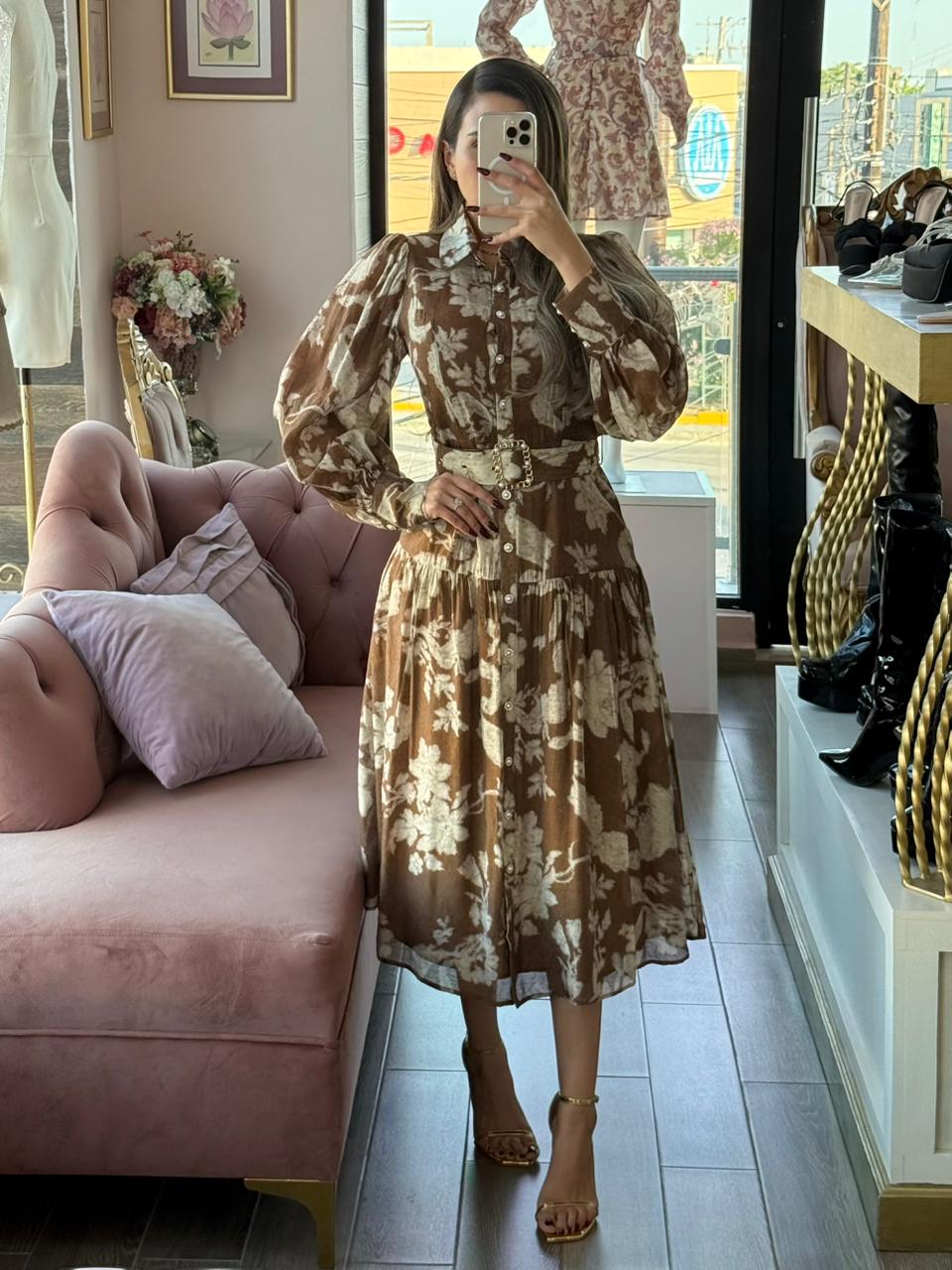 Vestido midi camisero con estampado floral