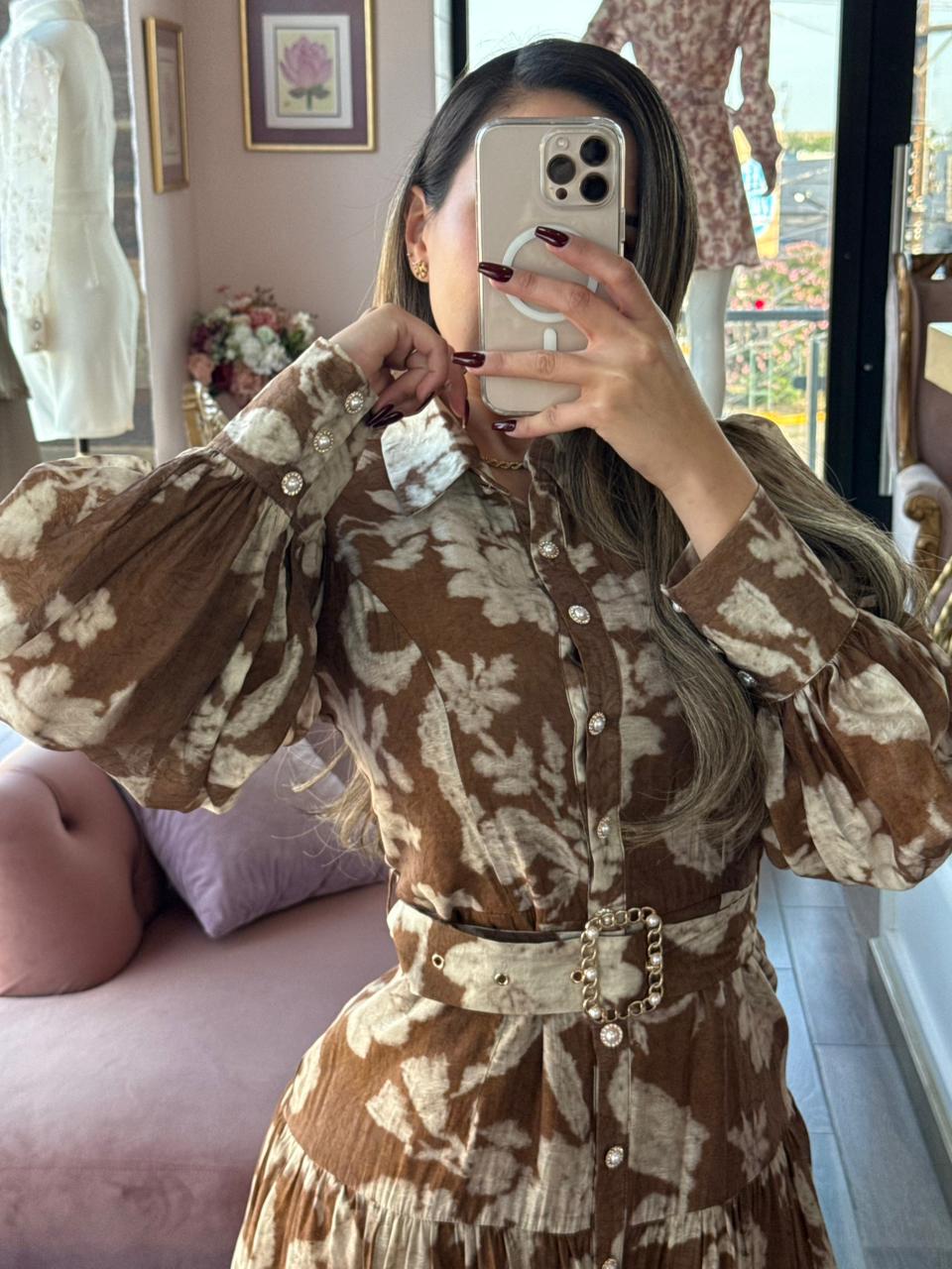 Vestido midi camisero con estampado floral