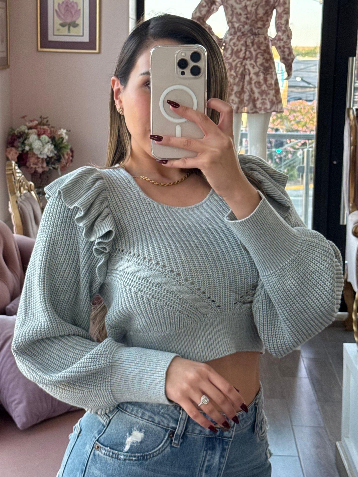 Suéter corto de punto con volantes