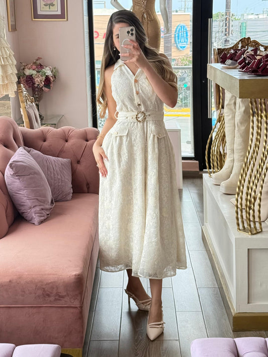 Vestido midi con cuello camisero y falda de caída fluida